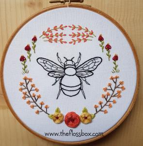 Small Bee Floral